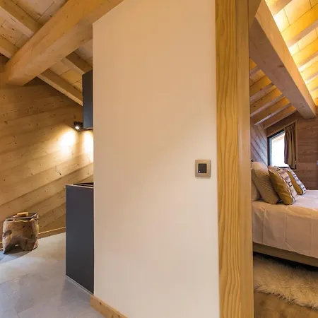 Sur Les Monts Morzine Bed & Breakfast Montriond