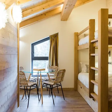 Sur Les Monts Morzine Bed & Breakfast *