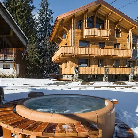 Sur Les Monts Morzine Montriond