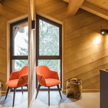 Sur Les Monts Morzine Bed & Breakfast Montriond
