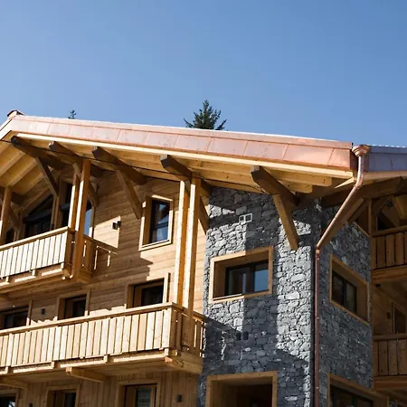 Sur Les Monts Morzine *