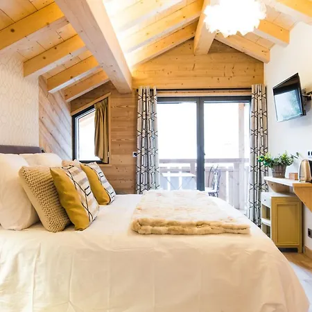 Sur Les Monts Morzine Bed & Breakfast Montriond