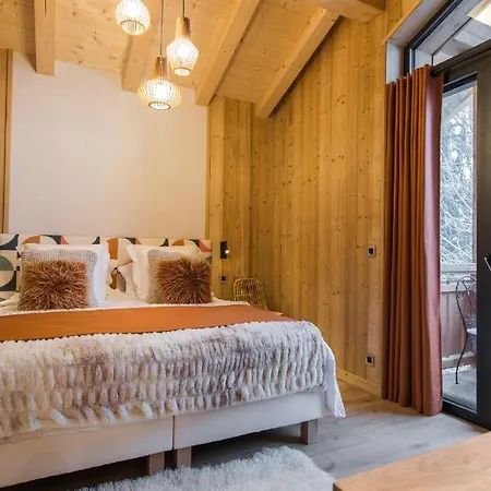 Sur Les Monts Morzine Bed & Breakfast *
