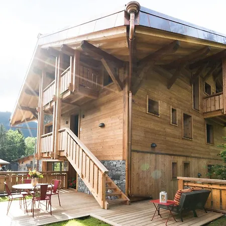Sur Les Monts Morzine Bed & Breakfast *